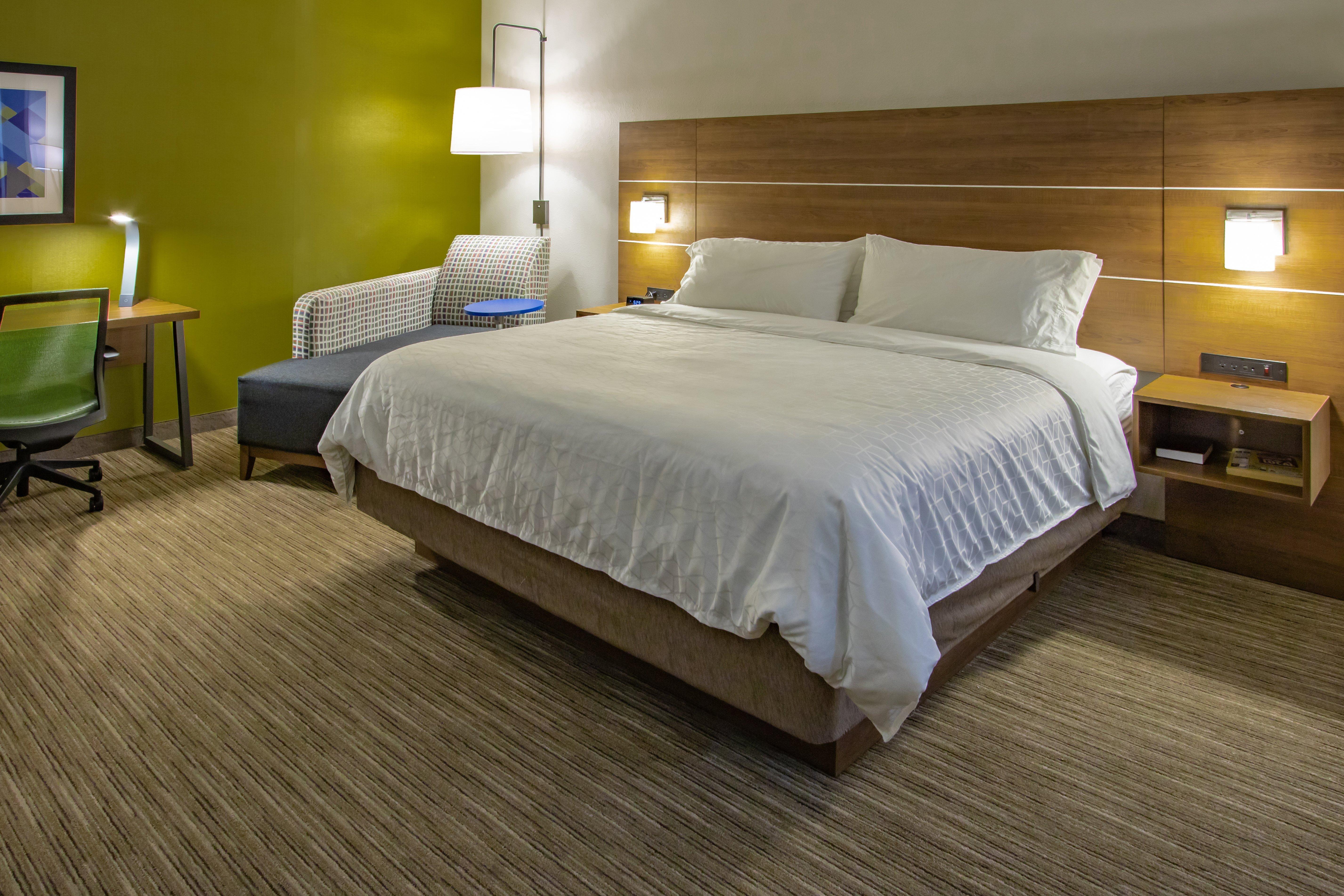 Holiday Inn Express Hotel & Suites Roseville - Galleria Area, An Ihg Hotel Bagian luar foto