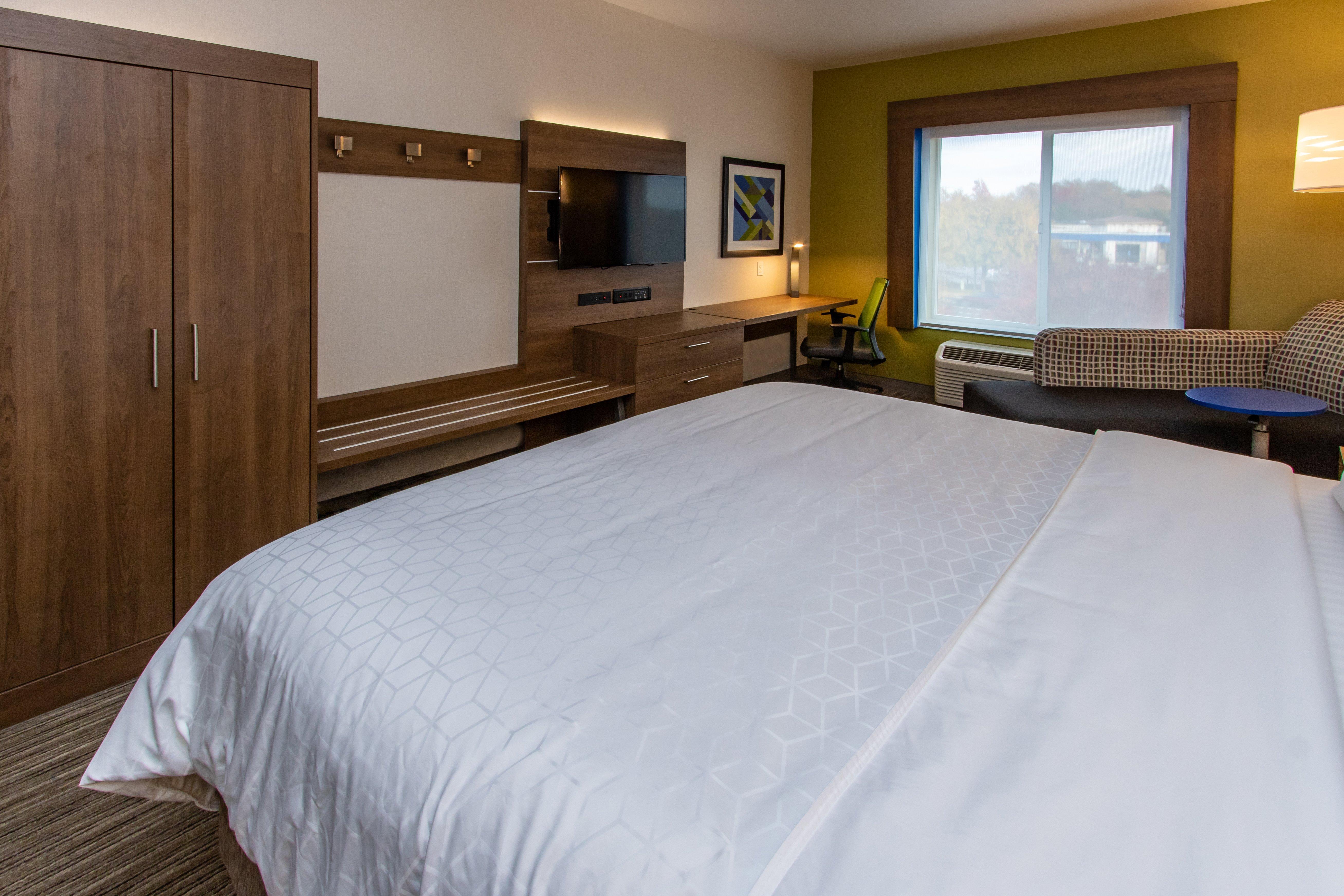 Holiday Inn Express Hotel & Suites Roseville - Galleria Area, An Ihg Hotel Bagian luar foto