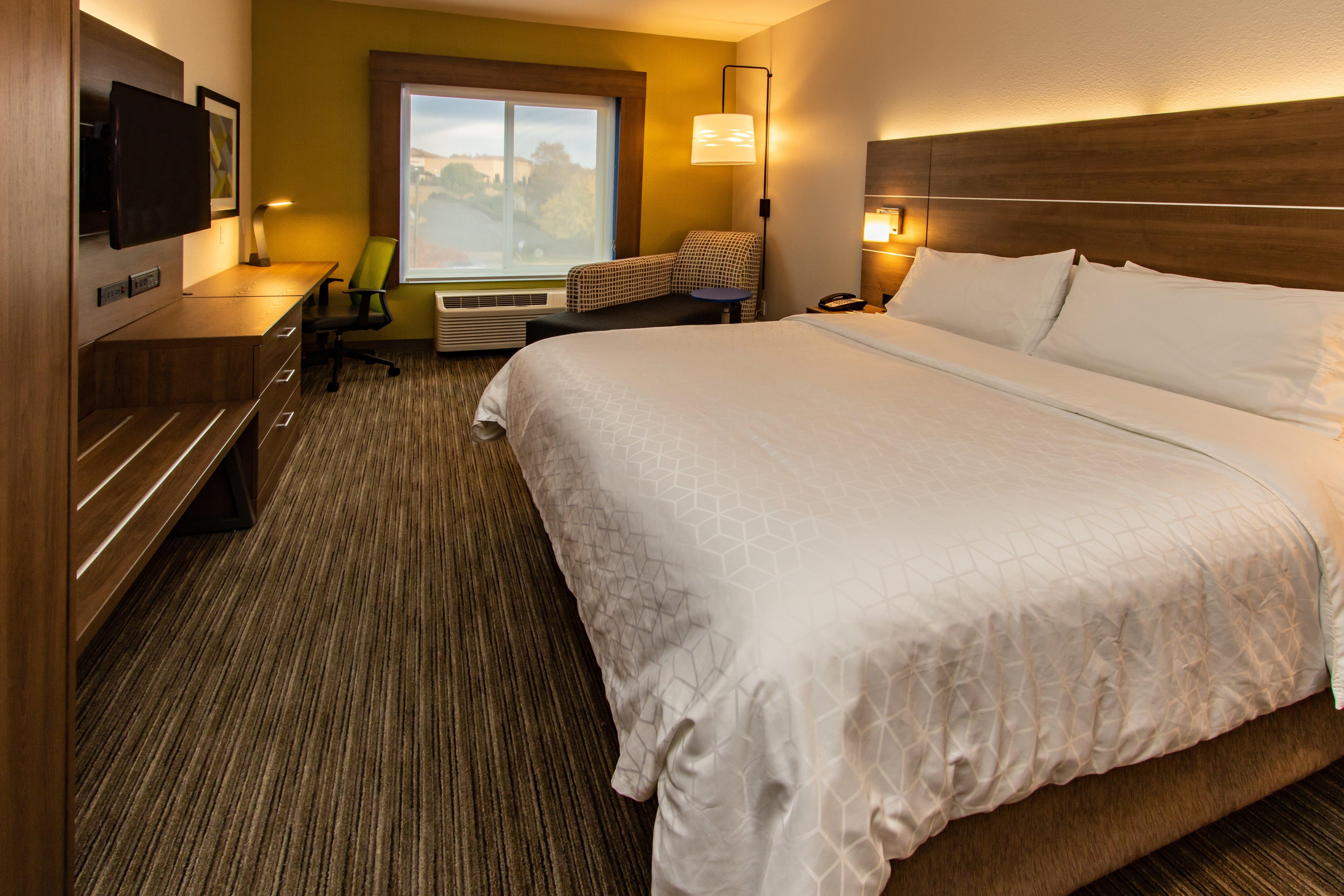 Holiday Inn Express Hotel & Suites Roseville - Galleria Area, An Ihg Hotel Bagian luar foto