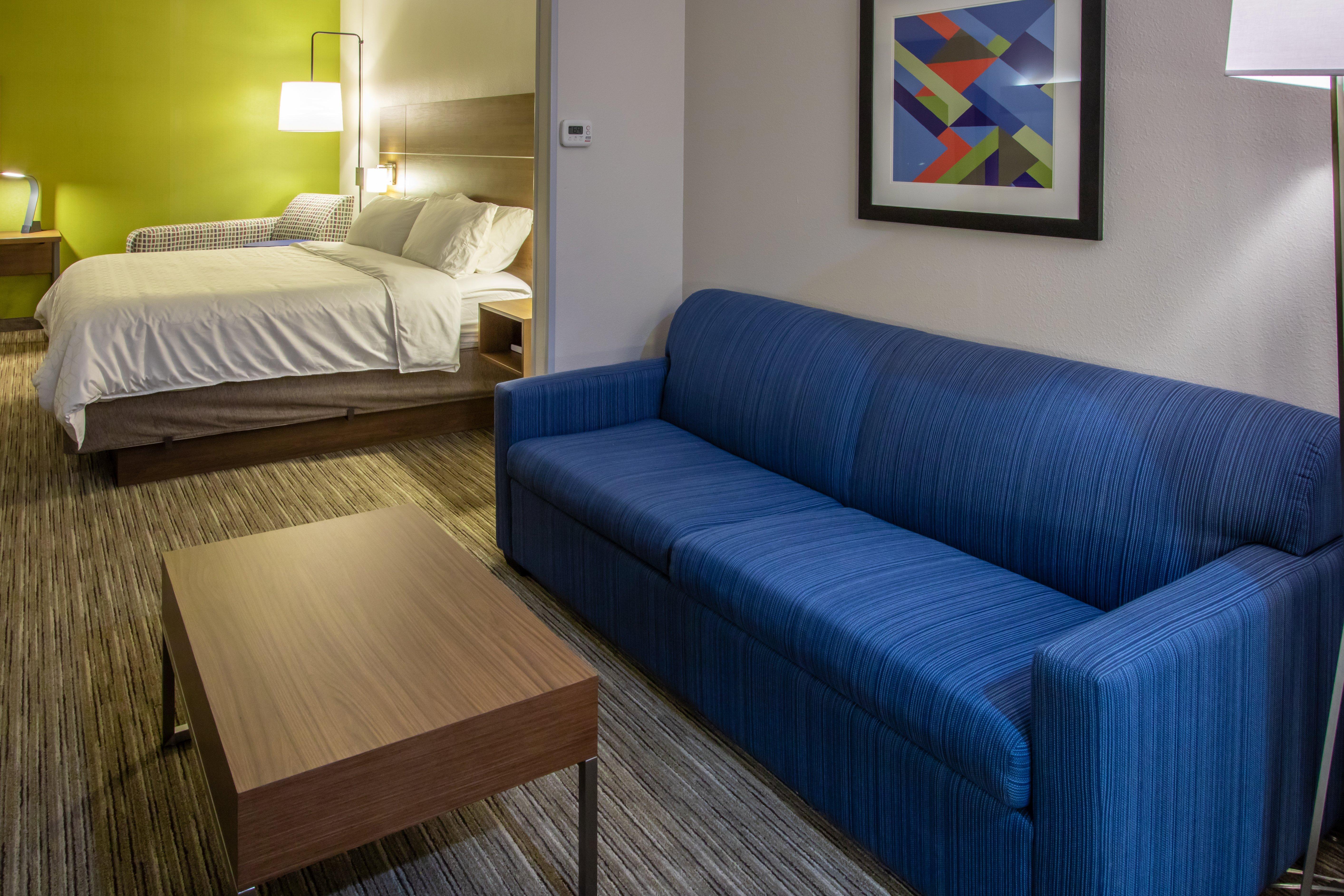 Holiday Inn Express Hotel & Suites Roseville - Galleria Area, An Ihg Hotel Bagian luar foto